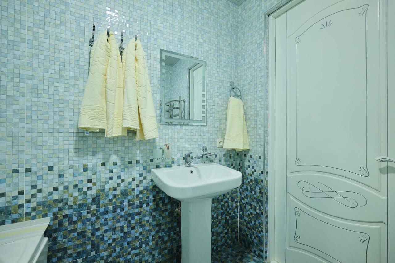 Gunesh Hotel Samarcande Extérieur photo